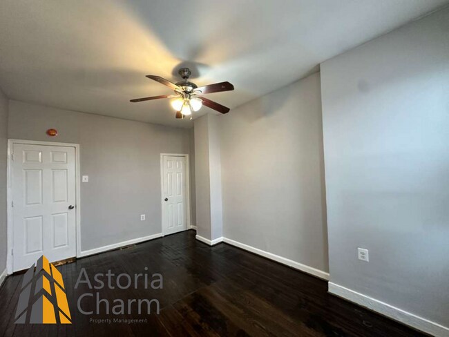 Building Photo - 3 Bedroom with Fenced Yard and Spacious Primary Bedroom near Coppin University