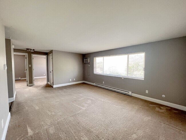 Building Photo - 1467 Catherine St