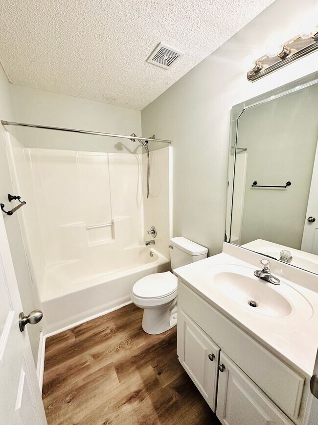 Building Photo - 714 Lindsey Brooke Trace - MOVE IN SPECIAL