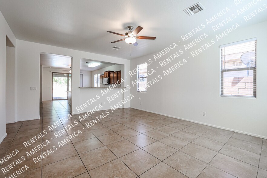 Building Photo - 6946 W Harwell Rd