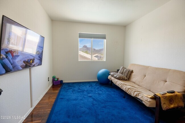 Building Photo - 7315 W Beryllium Ln