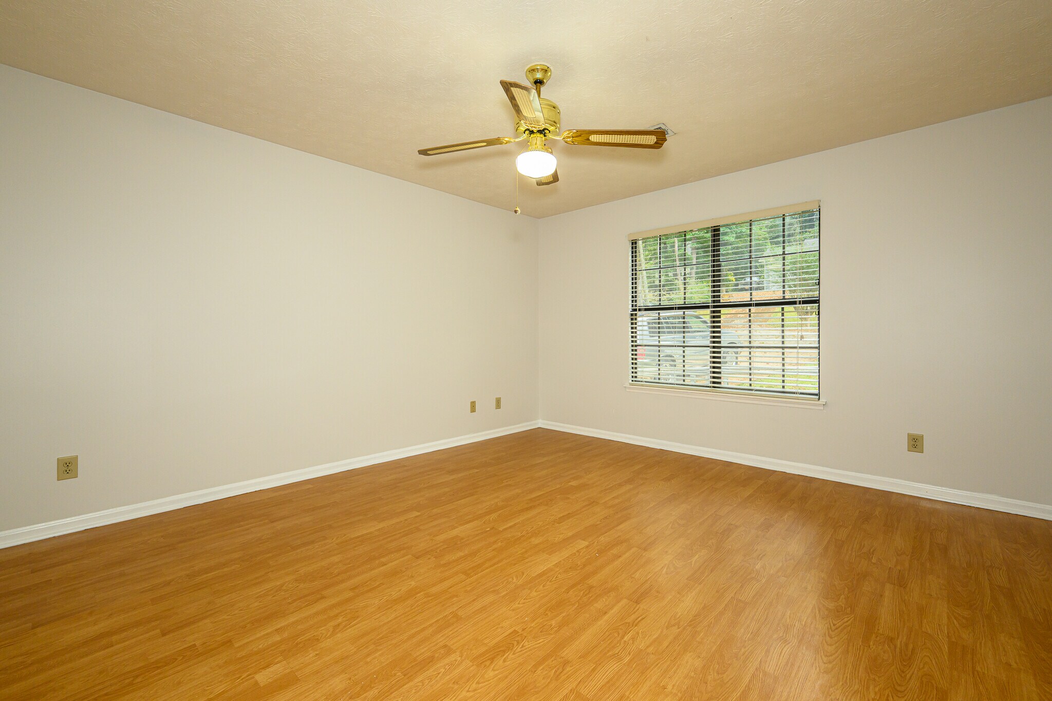 Building Photo - 2655 Merry Rd