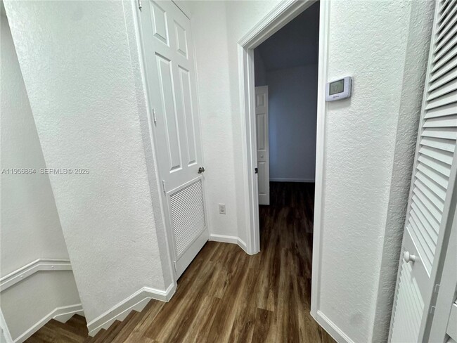 Building Photo - 2584 SW 122nd Terrace