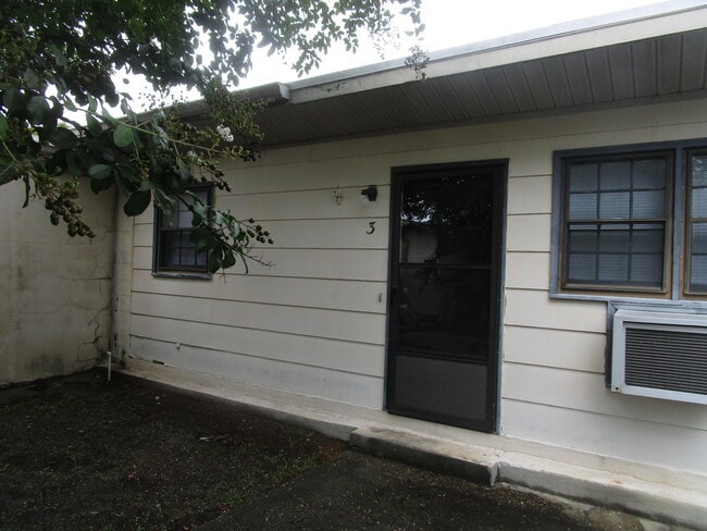 Primary Photo - 25 Cuttino Rd