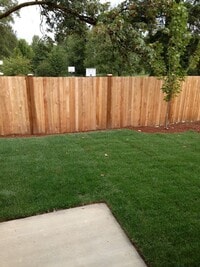 Building Photo - 3 bedroom/2.5 bathroom Townhome on Cul-de-Sac