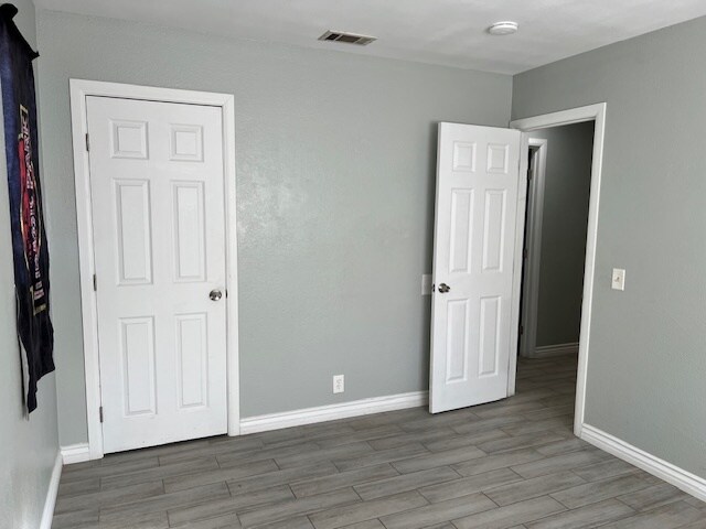 Building Photo - 16588 Vine St