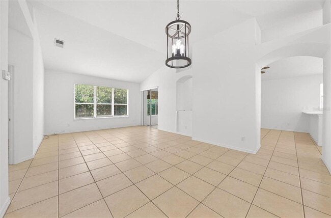 Building Photo - 7006 Pine Hollow Dr