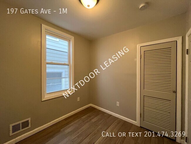 Building Photo - 197 Gates Ave