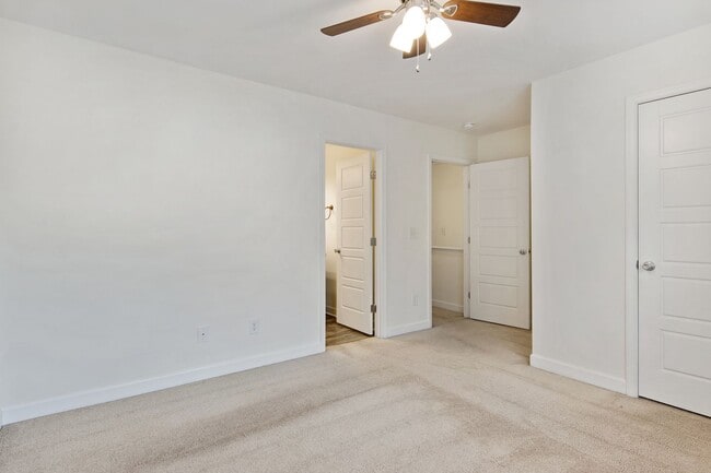 Building Photo - Brickyard Landing Townhomes