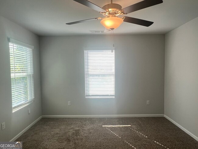 Building Photo - 431 Camella Cir