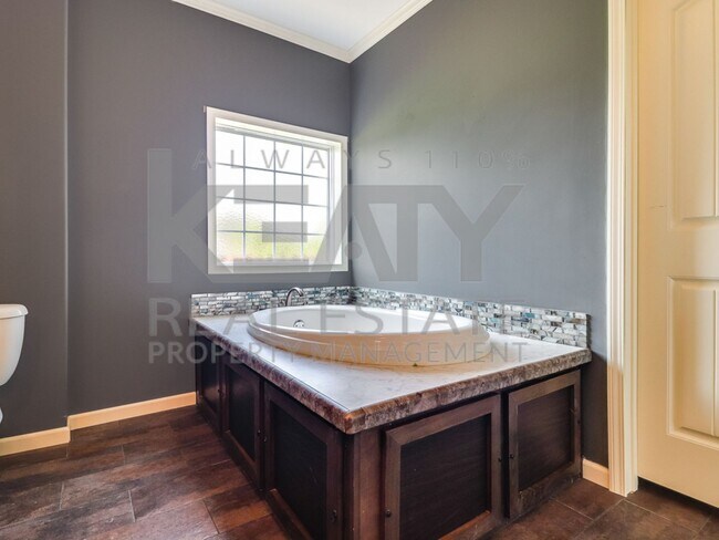 Building Photo - COMING SOON! Charming 3 bedroom home in Lafayette!