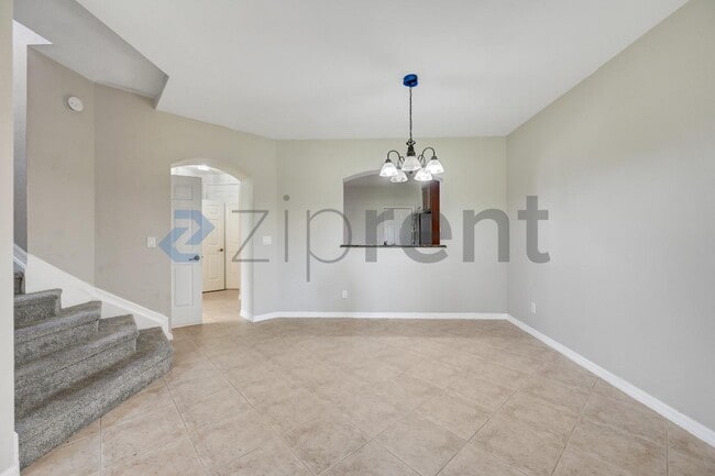 Building Photo - 3158 Antica St