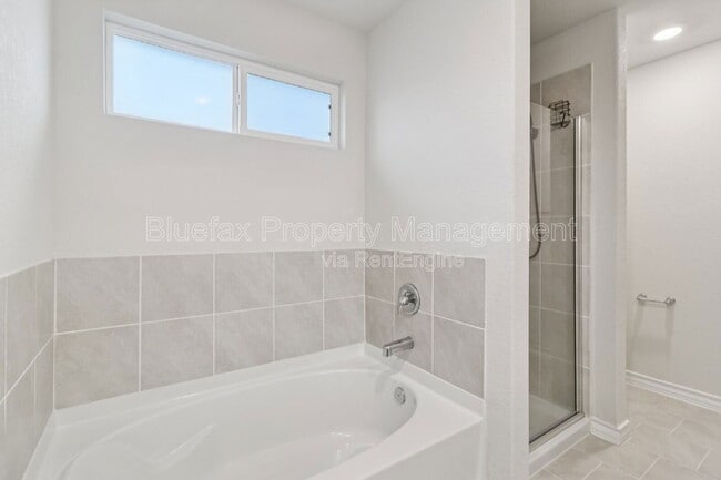 Building Photo - 11319 War Emblem