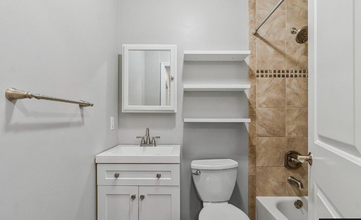 Building Photo - 3318 Sherman Ave NW