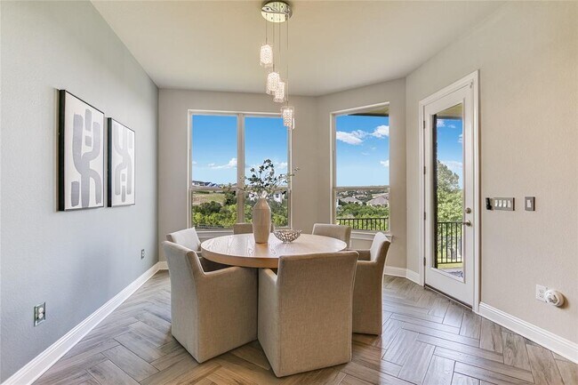 Building Photo - 3925 Piana Pl