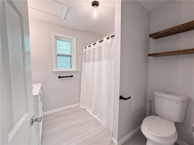 Building Photo - 48 Asbury St