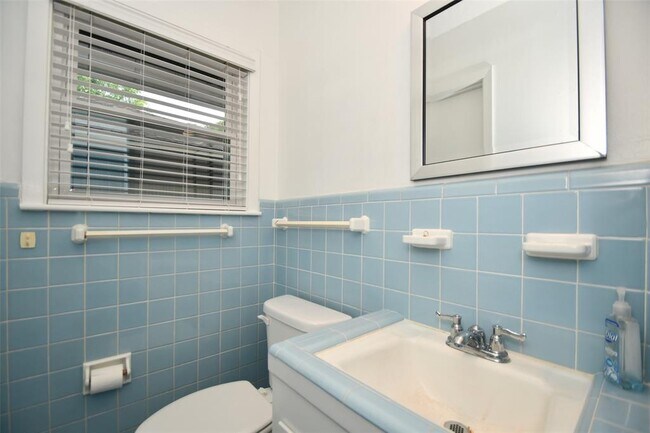 Building Photo - 5535 Berry Creek Dr