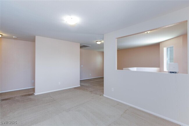 Building Photo - 6736 Prairie Dusk Dr
