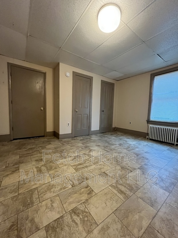 Building Photo - 521 Lehman St