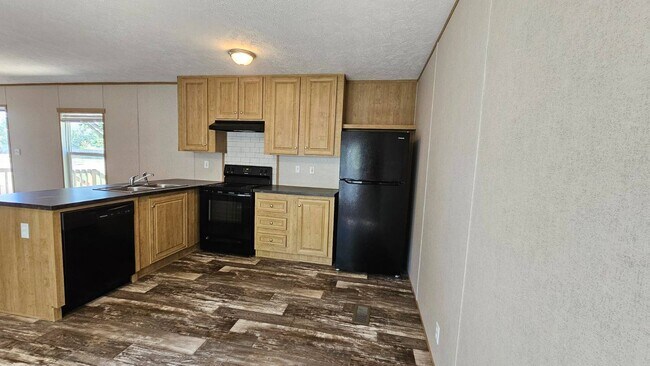 Building Photo - 1912 E Campus St