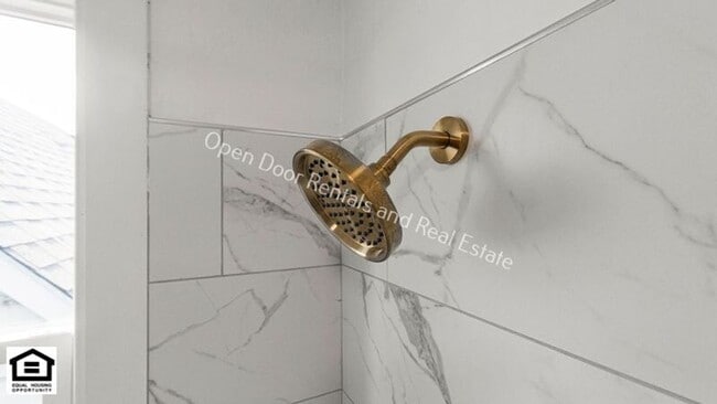 Building Photo - 1209 Rivermet Ave