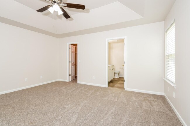 Building Photo - 6734 Brookfield Way