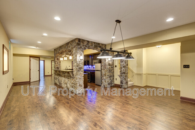 Building Photo - 3230 Sidetracked Dr