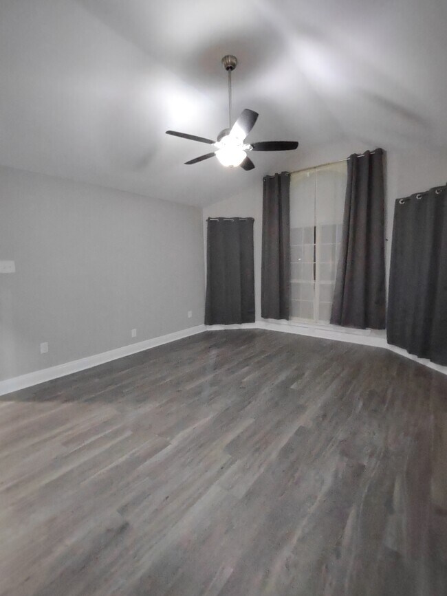 Building Photo - 108 Beaupre Dr