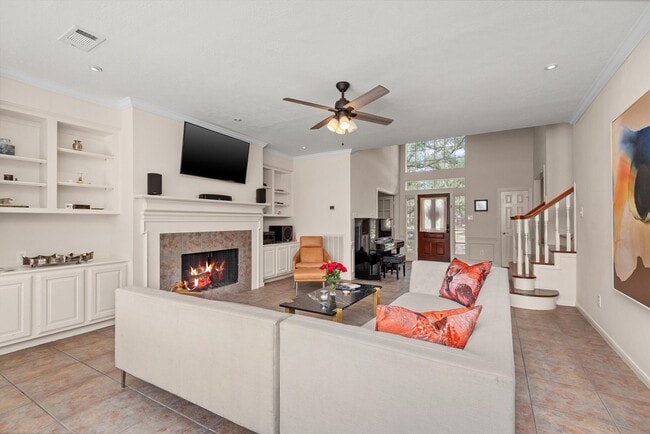 Building Photo - 22007 Crossbrook Dr