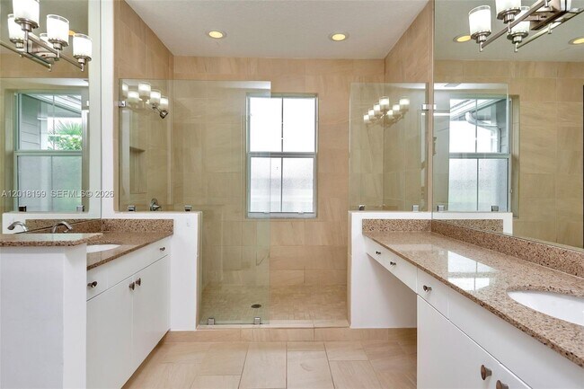 Building Photo - 22954 Clear Echo Dr
