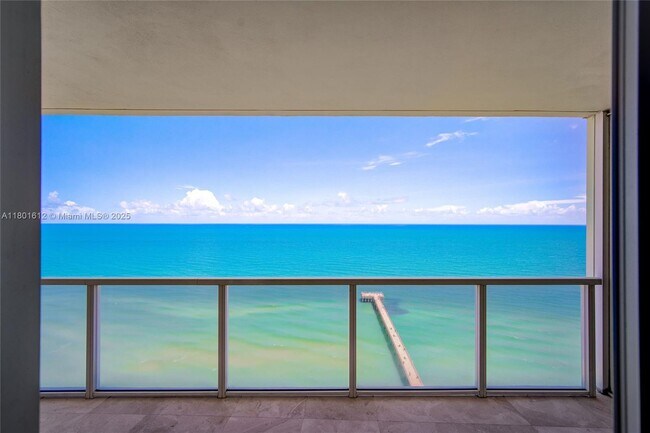Primary Photo - 16699 Collins Ave