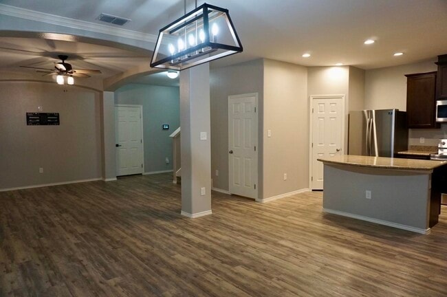 Building Photo - 4307 Regina Dr