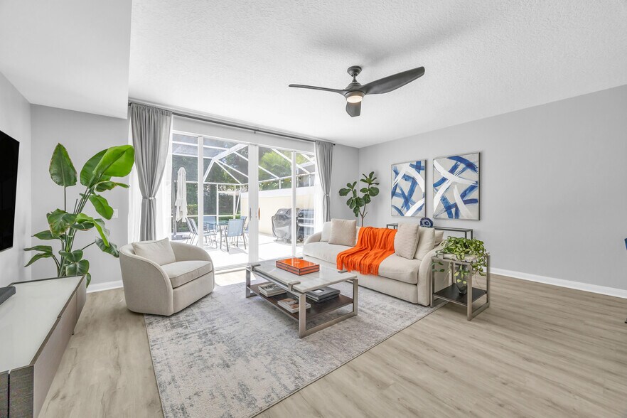 Living Room - 418 Capistrano Dr