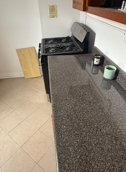 Building Photo - 558 Ralph Ave