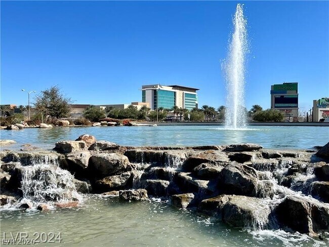 Building Photo - 2205 Willow Wren Dr