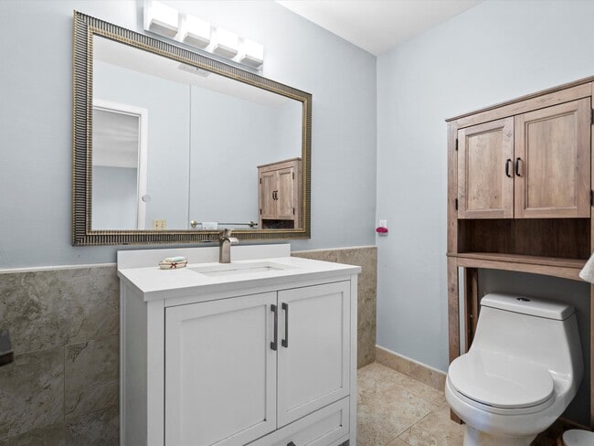 Building Photo - 18270 University Park Dr