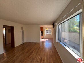 Building Photo - 4168 Brunswick Ave