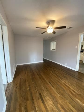 Building Photo - 3803 Poinsettia Dr