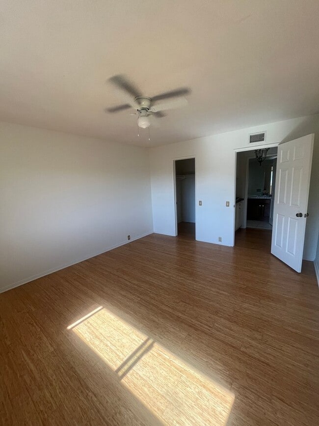 Building Photo - 3BD 3BA Townhouse in Rancho Bernardo - Pla...