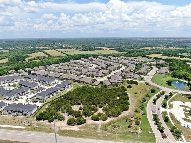 Building Photo - 928 Purple Moor Pass