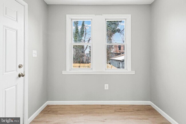 Building Photo - 3034 Arunah Ave