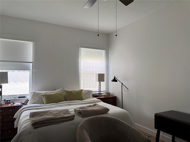 Building Photo - 1137 Croton Ct