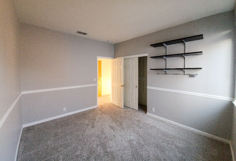 Building Photo - 5338 Brookfield Cir