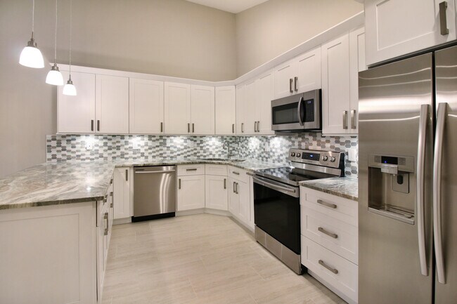 Building Photo - 9623 Boca Gardens Pkwy