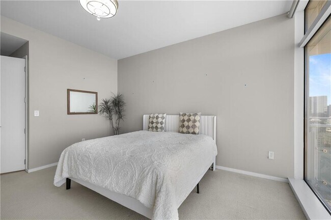 Building Photo - 45 Ivan Allen Jr Blvd NW