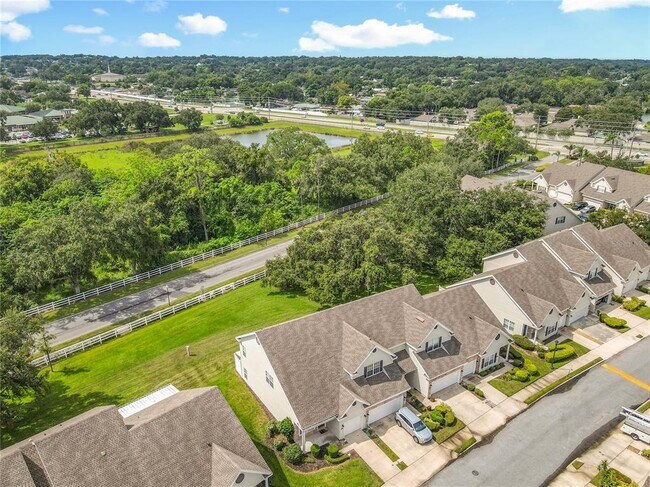 Building Photo - 2051 Winterset Dr