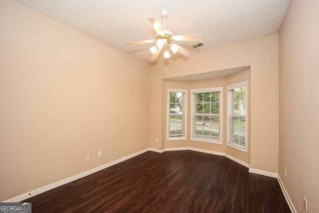 Building Photo - 75 Bellaire Ln