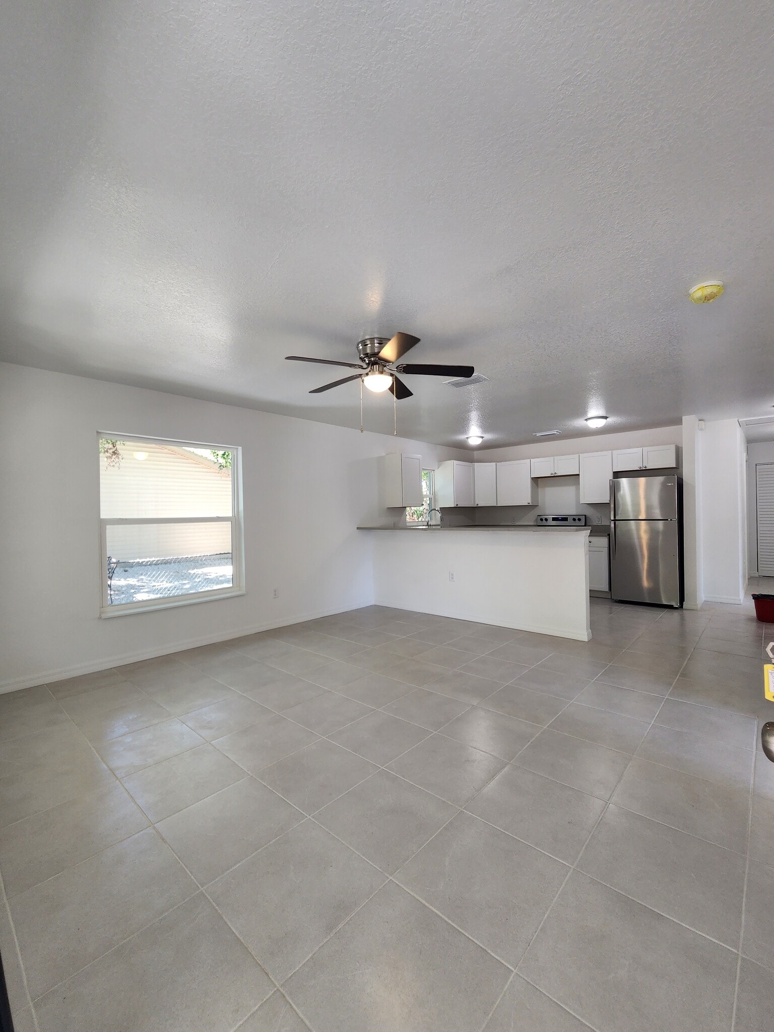 BRAN NEW HOME- - 325 11th Ave E