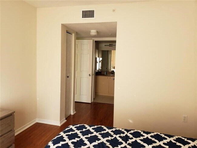 Building Photo - 4101 San Marino Blvd