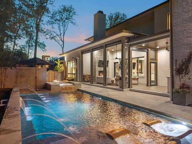 Building Photo - Experience elevated living in this fully furnished luxury residence